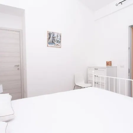 아파트 S211 - Sirolo, Nuovissimo Bilocale Con Portico Dx *